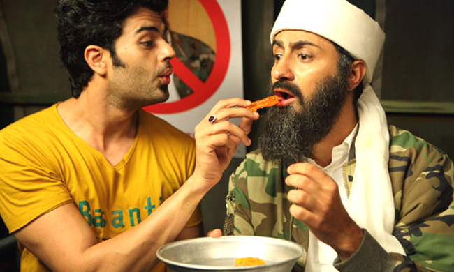 /media/k2/galleries/50773/Tere-Bin-Laden-Dead-or-Alive-Movie-Stills-02