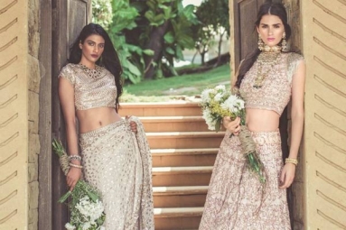 Feeling Difficult to Find Indian Bridal Wear in United States? Here’s a Guide for You to Snap up Traditional Wedding Wear