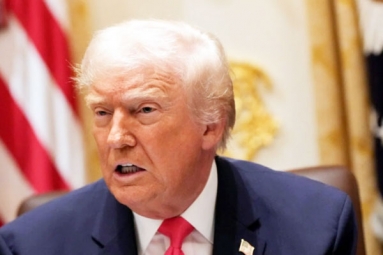 Trump Threatens Netflix&#039;s $83 Billion Warner Bros Bid