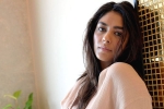 Mrunal Thakur pictures, Mrunal Thakur hot pictures, mrunal thakur flaunts her curves, Photoshoot